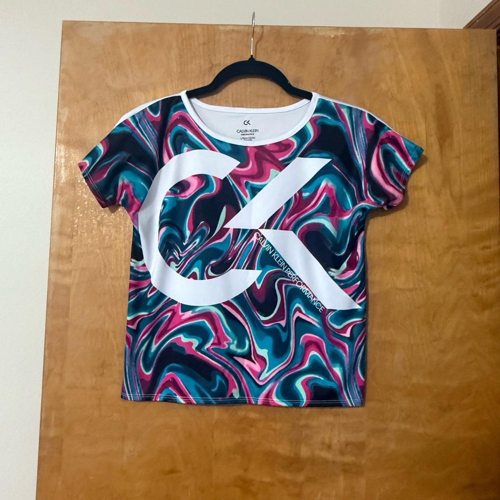 Calvin Klein Girls Size L ( 12/14) Swirl Pattern Tee - Blue, Pink, White EUC